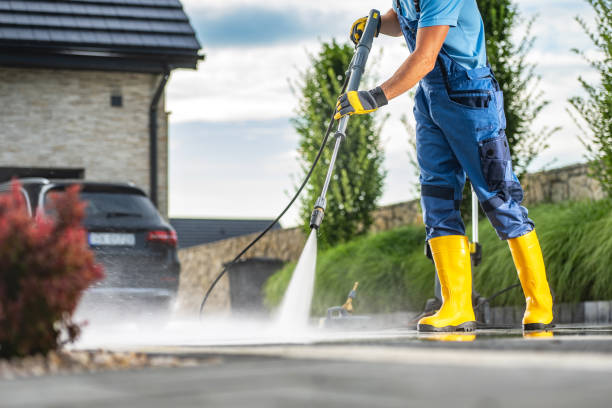 Pressure Washing Brick in Coalfield, TN